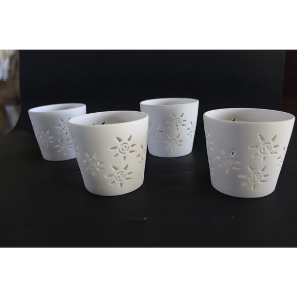 Set of 4 White Ceramic Tealight Holders with Sunflower Cutout Design - Picture 5 of 10